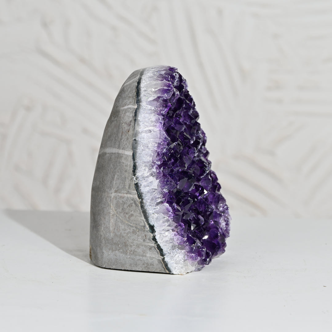 Natural Amethyst Geode 1711g - Raw Crystal for Healing