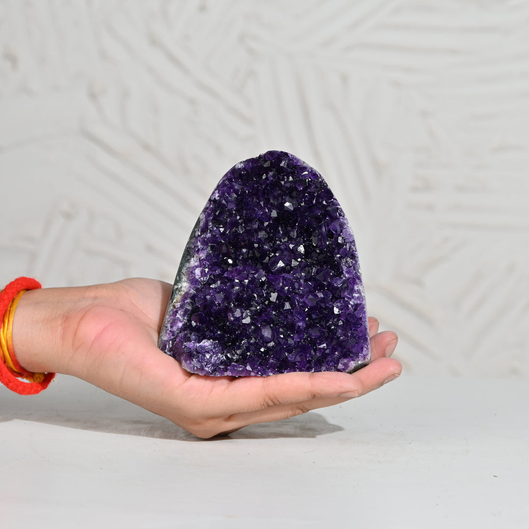 Natural Amethyst Geode 648g - Raw Crystal for Healing