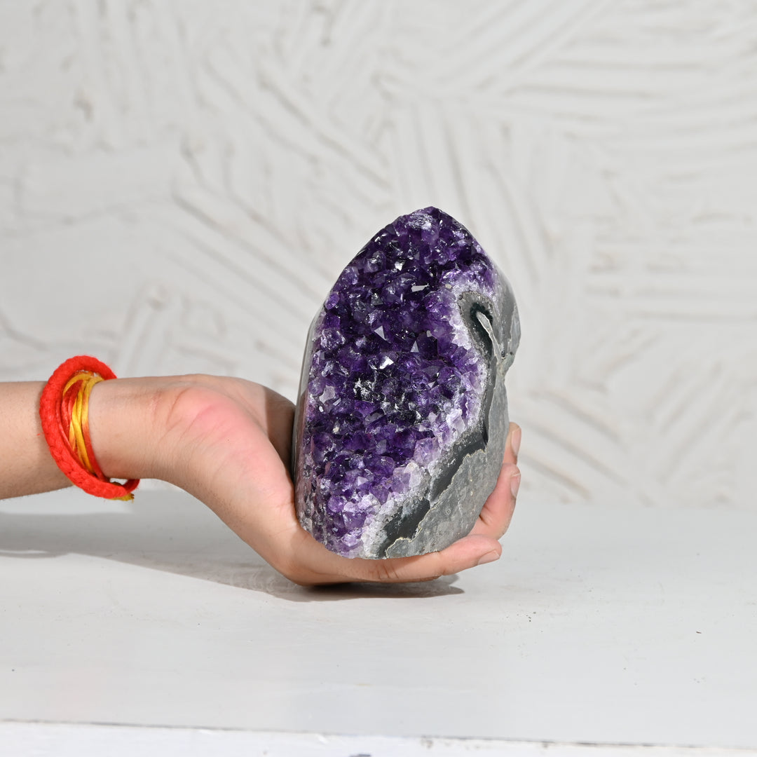 Natural Amethyst Geode 1141g - Raw Crystal for Healing
