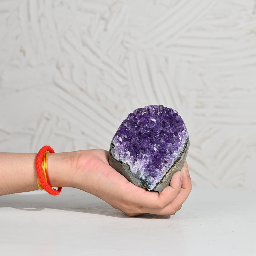 Natural Amethyst Geode 665g - Raw Crystal for Healing
