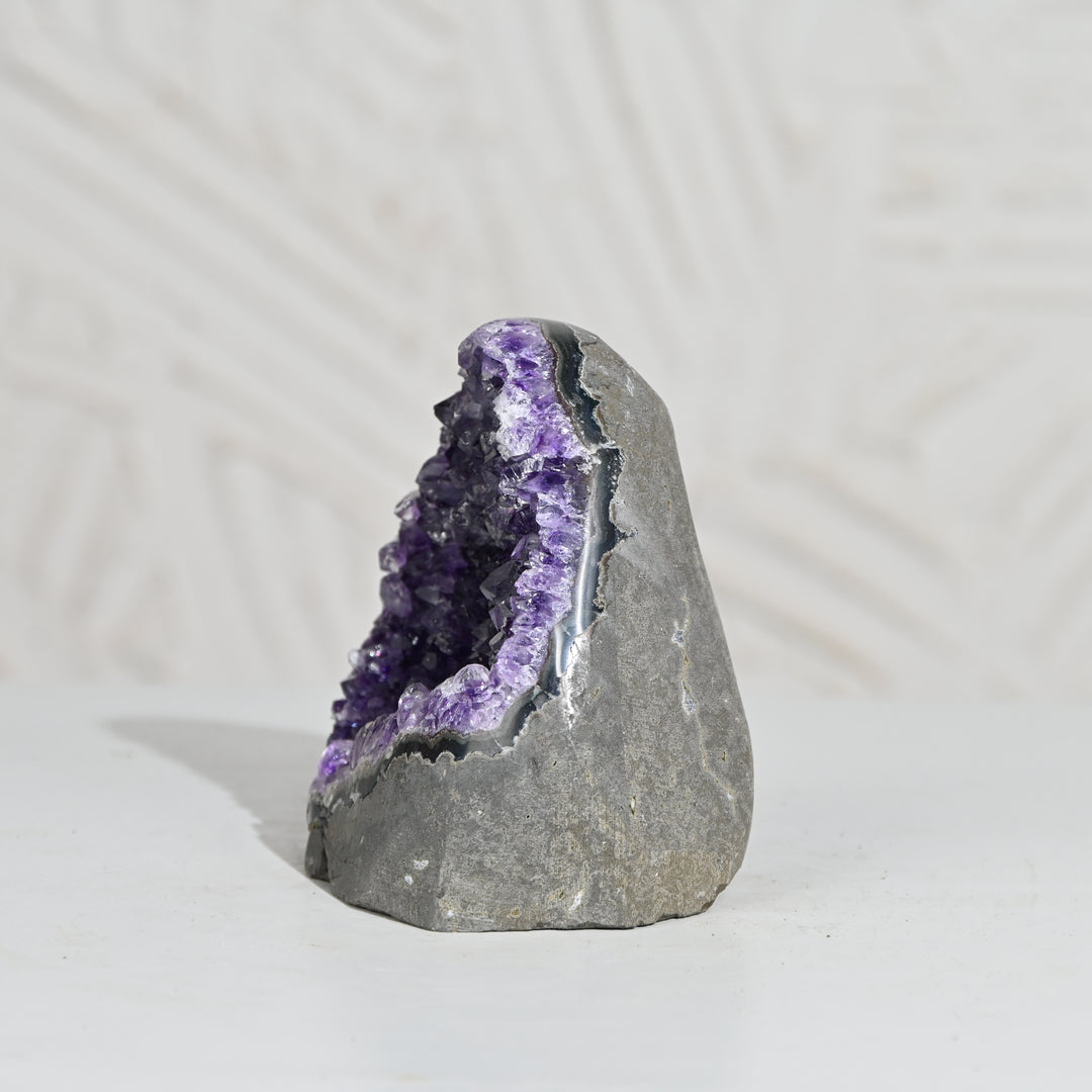 Natural Amethyst Geode 710g - Raw Crystal for Healing