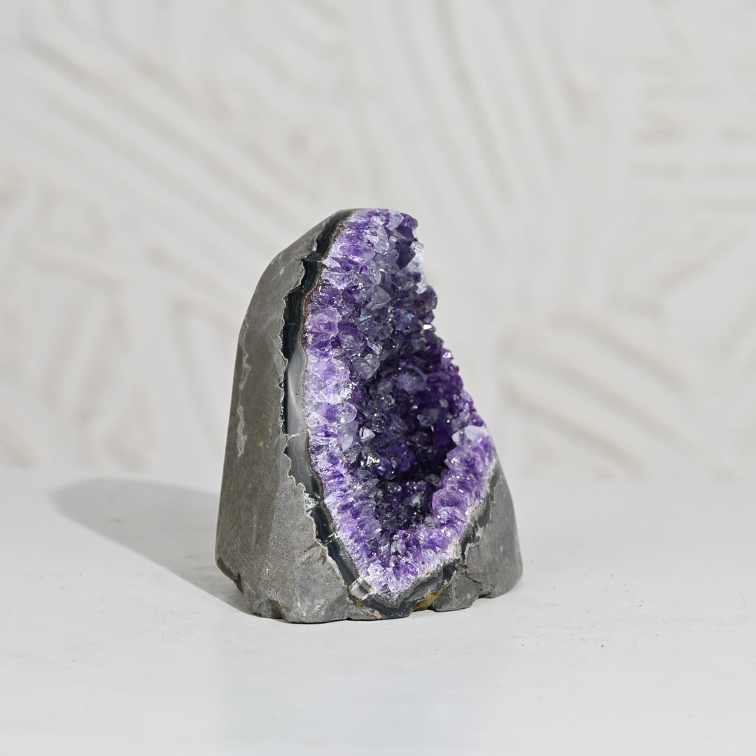Natural Amethyst Geode 710g - Raw Crystal for Healing