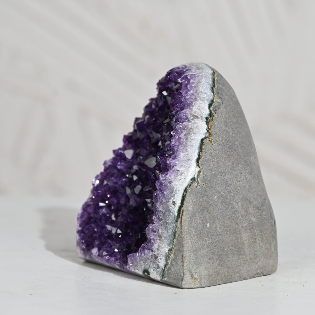 Natural Amethyst Geode 907g - Raw Crystal for Healing