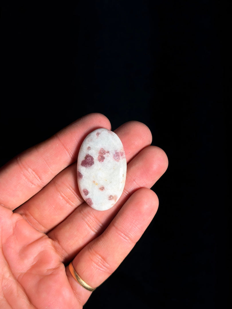Premium Pink Tourmaline Quartz 8.87g – Natural Healing Gemstone
