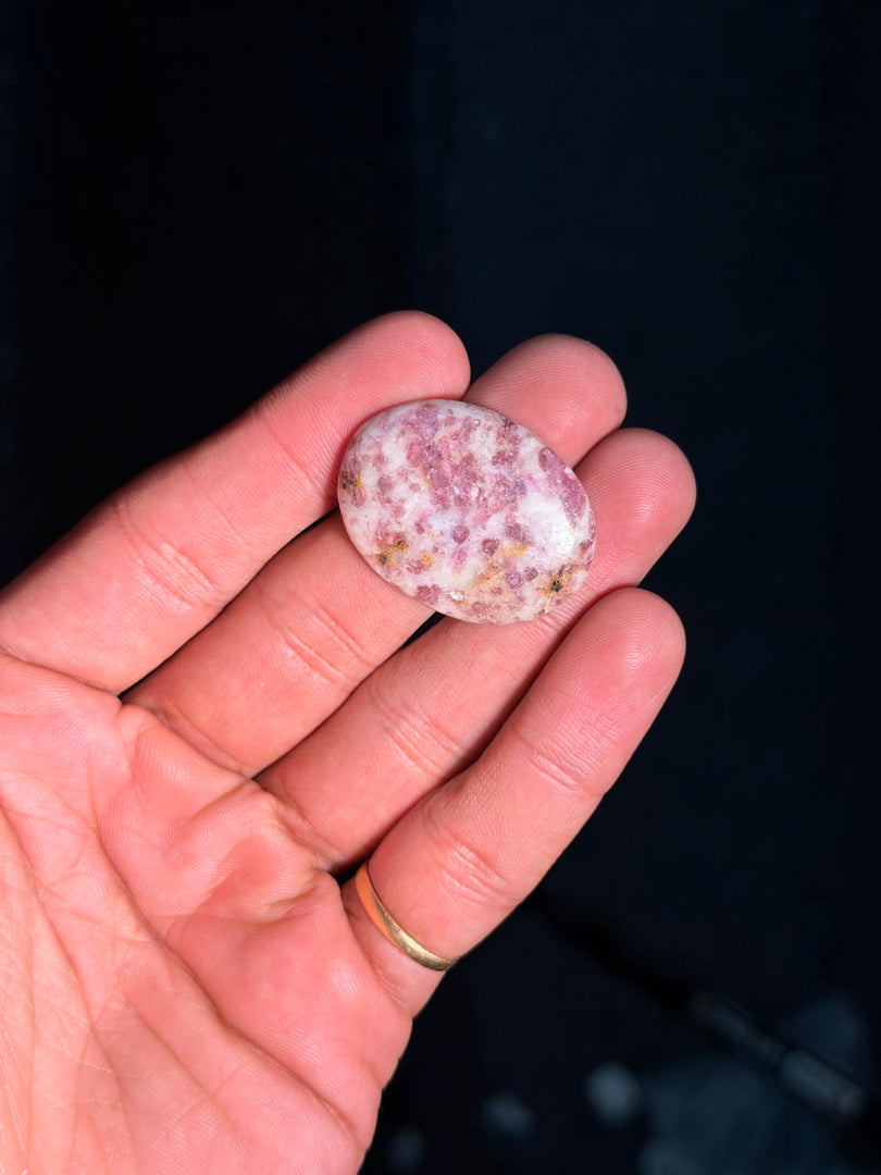 Natural Pink Tourmaline Quartz 8.27g – Energy Healing Crystal