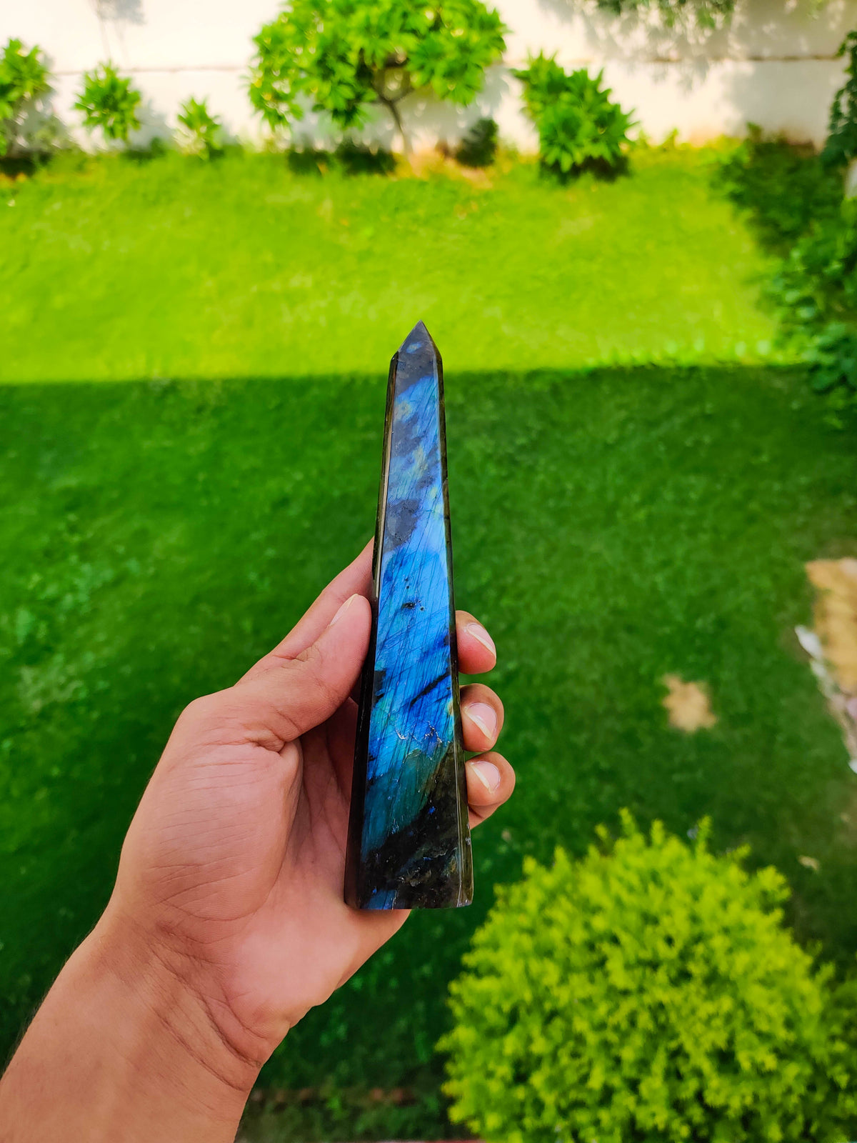 Labradorite Cluster Tower – Vibrating Crystals, Jaipur