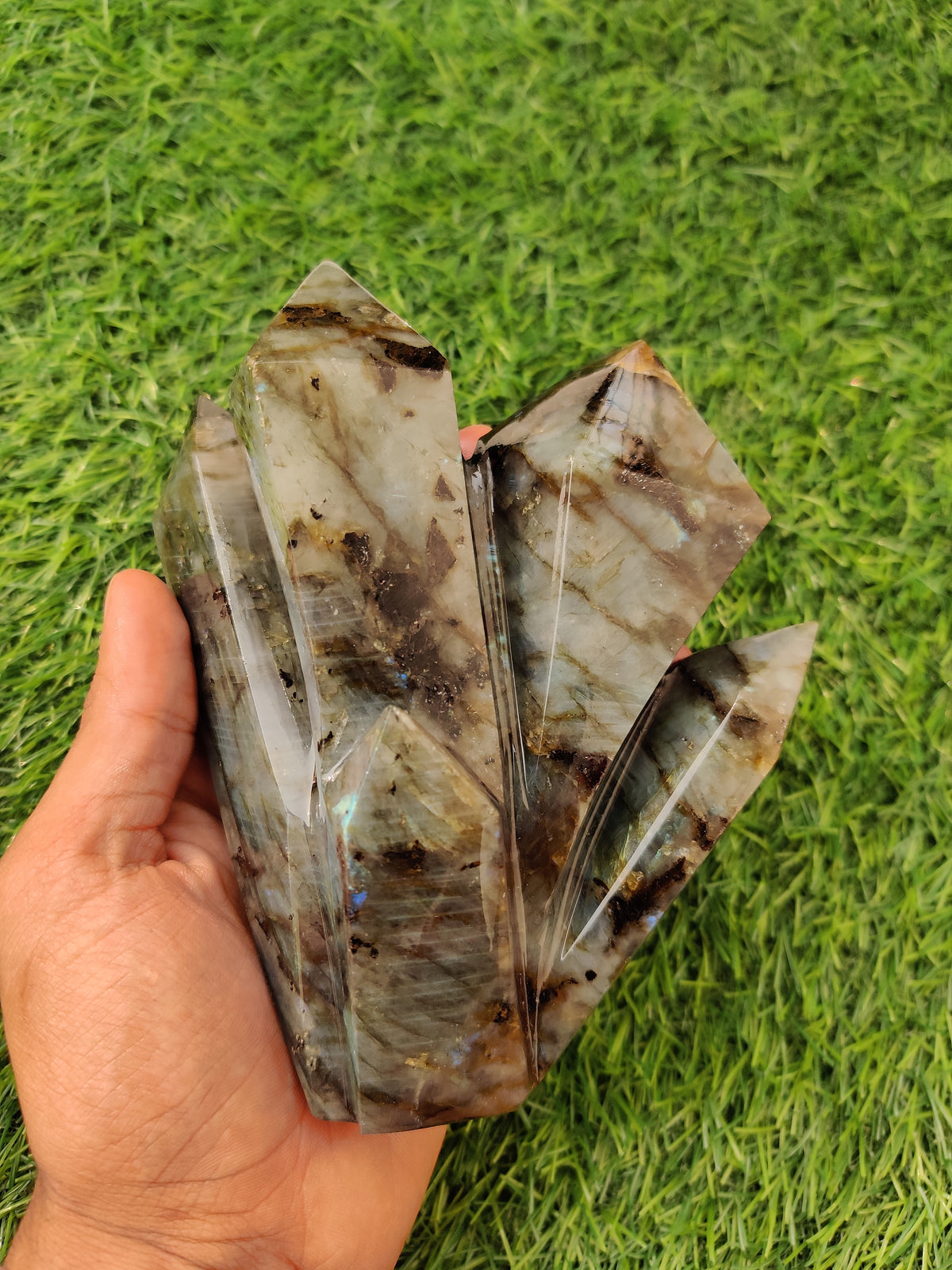 Labradorite Tower – Vibrating Crystals, Jaipur