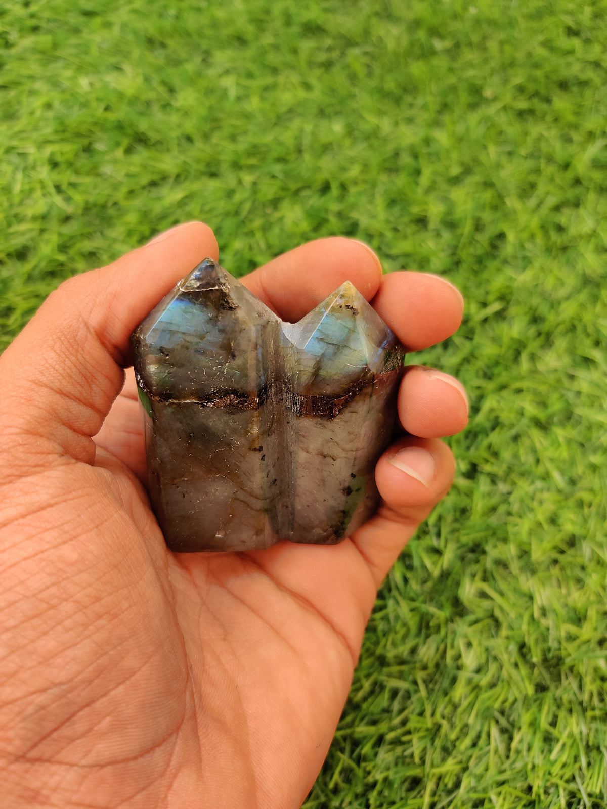 Labradorite Tower – Vibrating Crystals, Jaipur