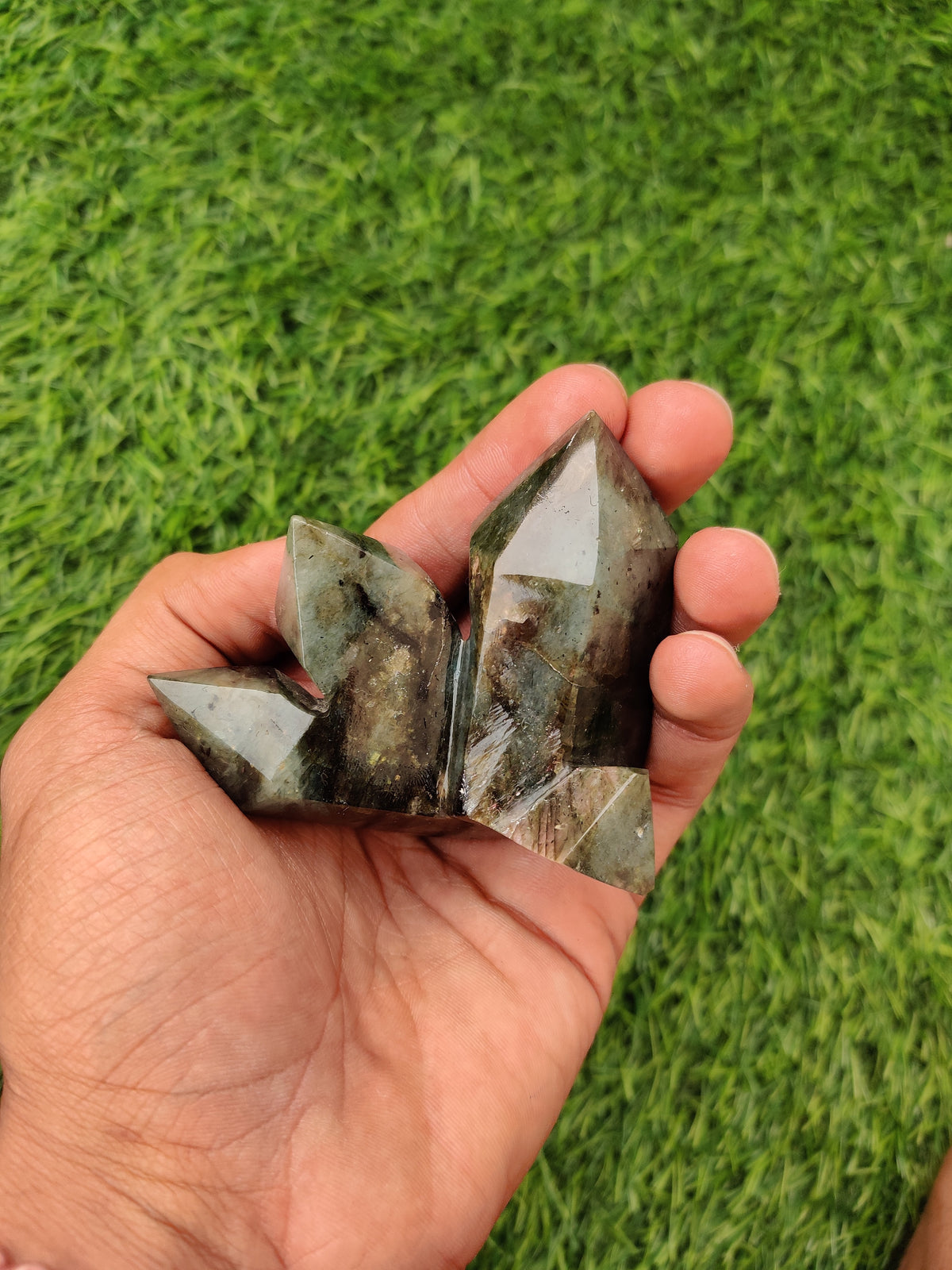 Labradorite Tower – Vibrating Crystals, Jaipur