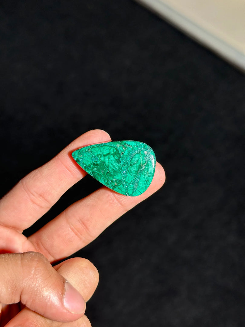 Natural Malachite Stone 16.55g – Green Healing Crystal Gem