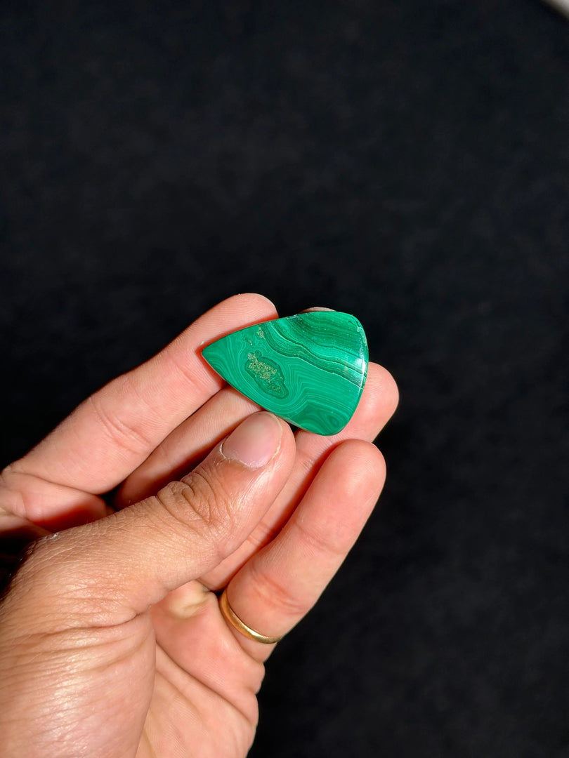 Natural Malachite 14.96g – Premium Healing Crystal Gemstone
