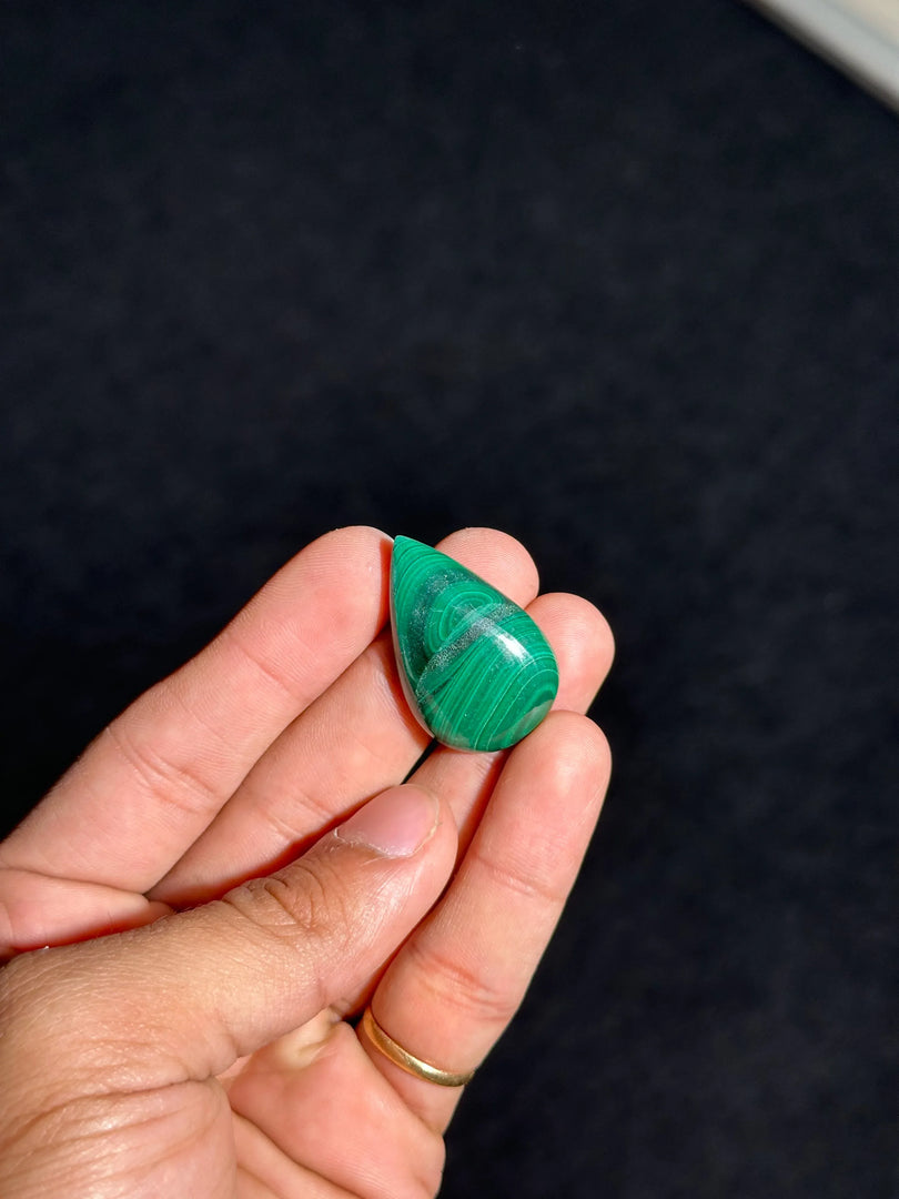Premium Malachite 12.77g – Natural Crystal for Protection & Balance