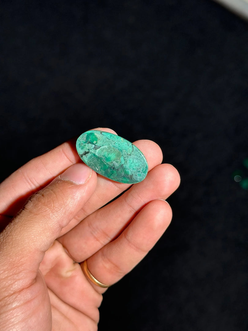 Genuine Malachite 10.23g – Premium Quality Healing Crystal