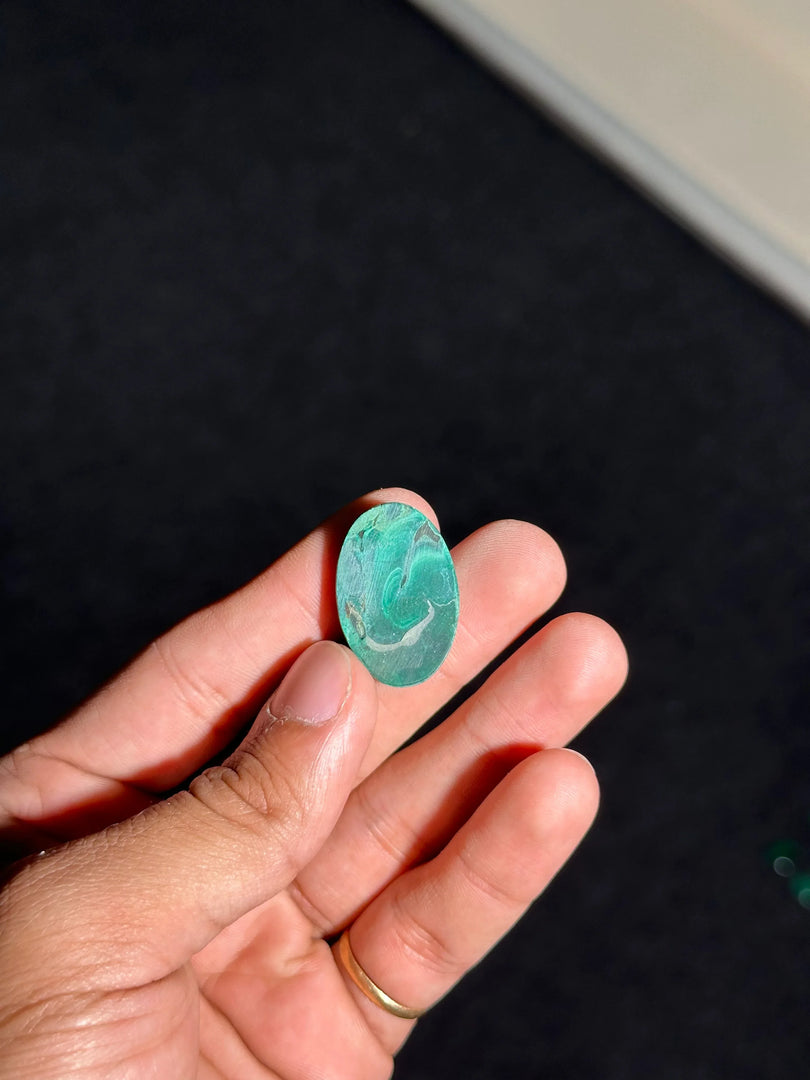 Premium Quality Malachite 8.47g – Healing Crystal Stone