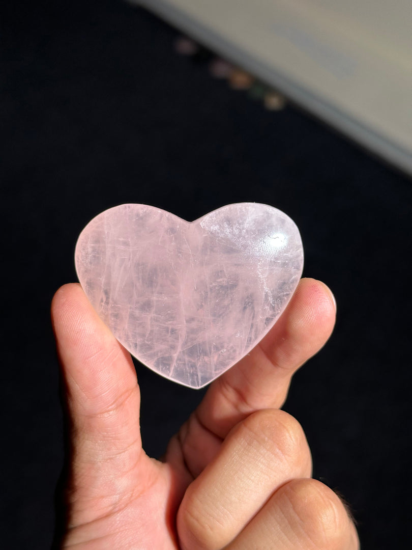 Rose Quartz Heart Crystal 76.10g – Natural Love Healing Gemstone