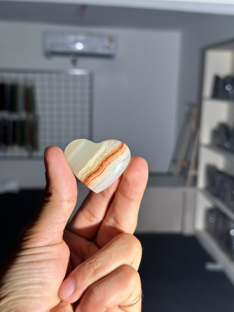 Sardonyx Heart Crystal 33.03g – Natural Protection & Strength Healing Stone