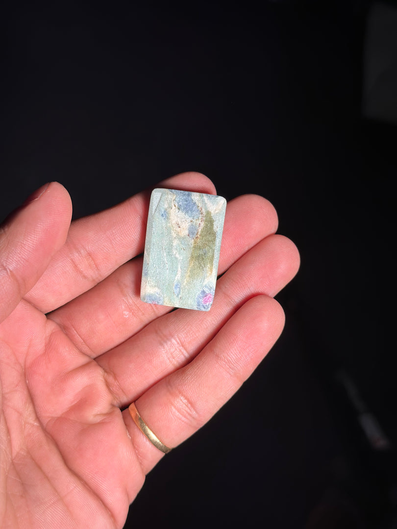Ruby Fuchsite High Quality Crystal – 13.65g Natural Stone for Healing & Harmony