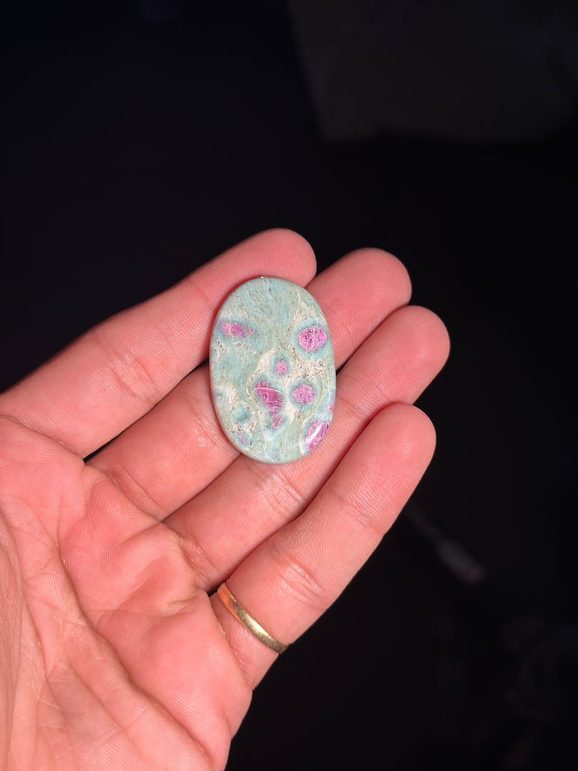Ruby Fuchsite Healing Gemstone – 9.6g Natural Crystal for Calm & Strength
