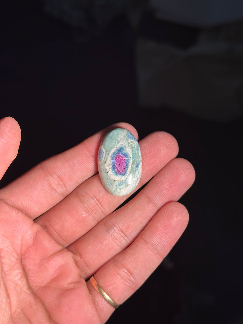 Ruby Fuchsite Natural Crystal – 9.71g Healing Stone for Emotional Balance & Love energyy