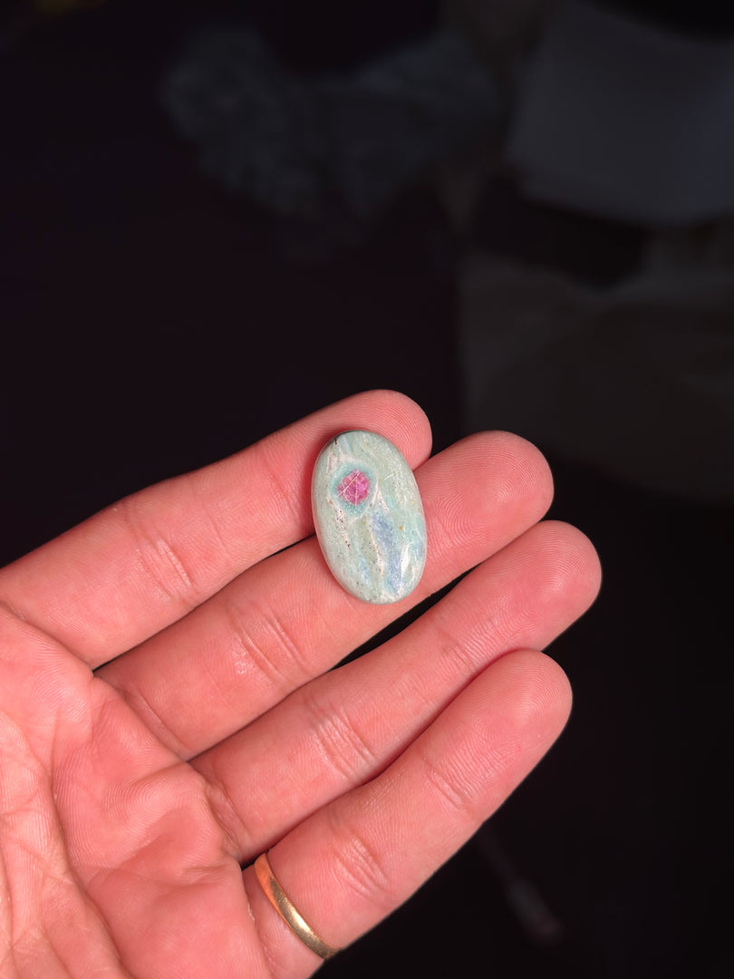 Ruby Fuchsite energyy Stone – 5.71g Natural Crystal for Chakra Alignment
