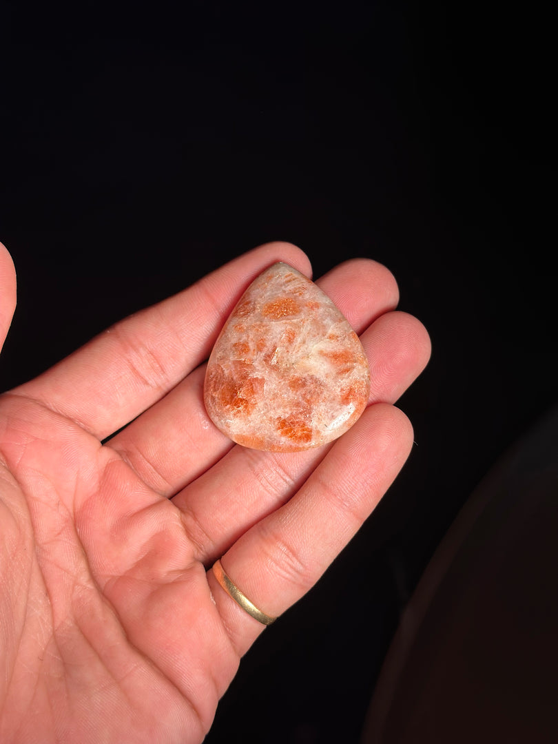 Premium Sunstone 19.3g – Large Healing Crystal for Strength & Abundance