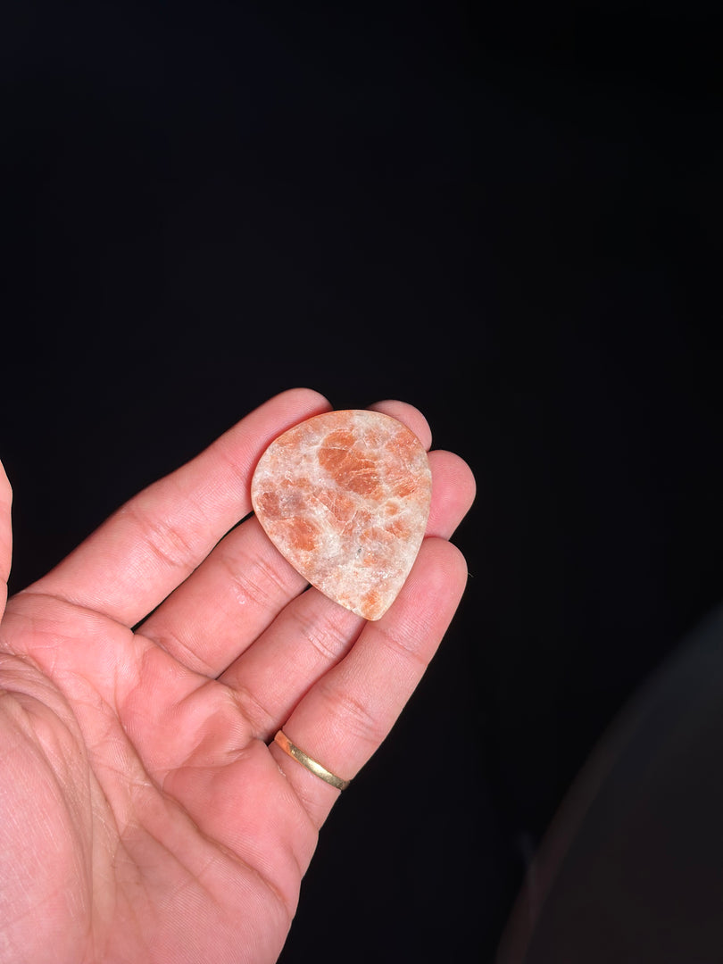 Premium Sunstone 19.3g – Large Healing Crystal for Strength & Abundance