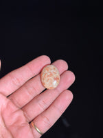 Load image into Gallery viewer, Natural Sunstone 5.5g – Healing Crystal for Abundance, Leadership &amp; Inner Power