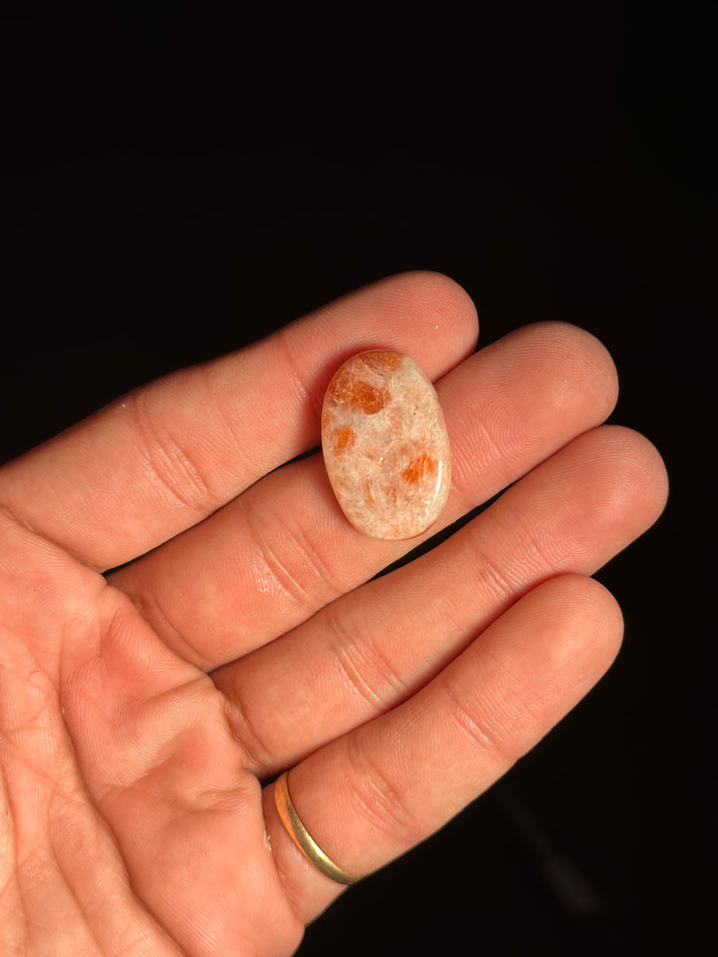 Sunstone Crystal 4.86g – Healing Stone for Motivation, Strength & Emotional Balance