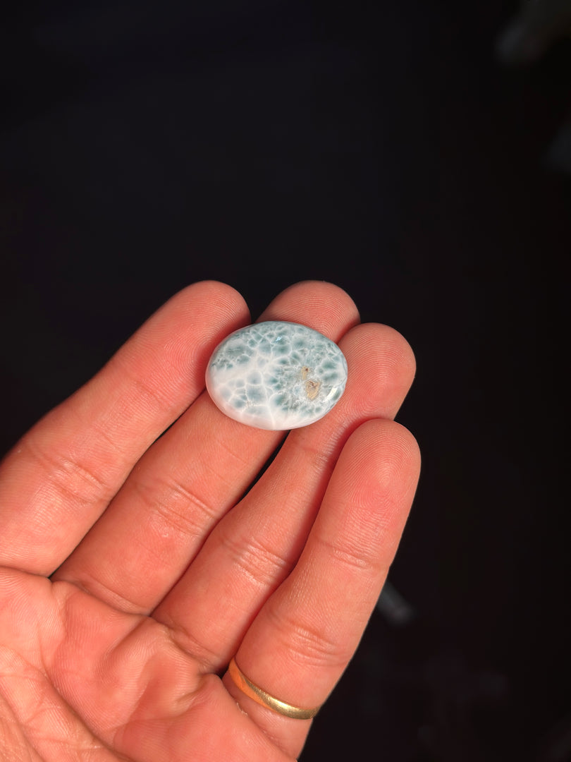 Larimar Stone 7.00g – Authentic Healing Crystal for Mind Balance & Stress Relief