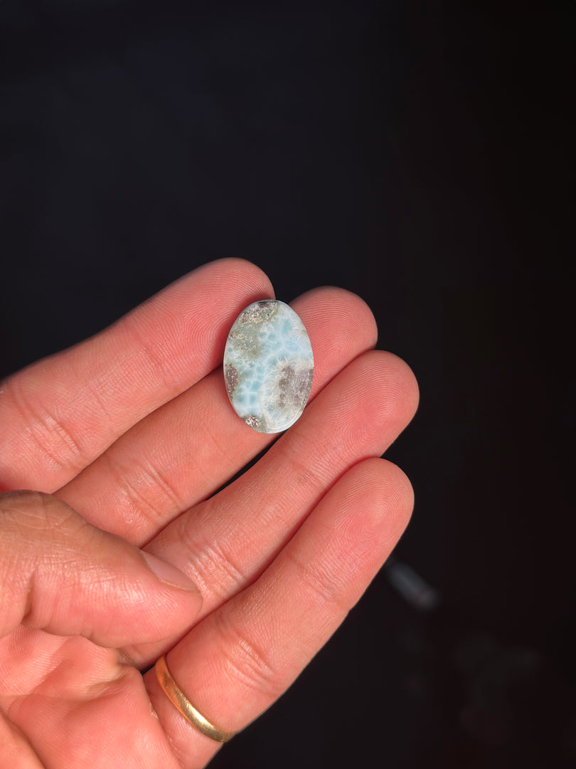 Raw Larimar Stone 4.5g – Caribbean Healing Crystal for Calmness & Emotional Balance