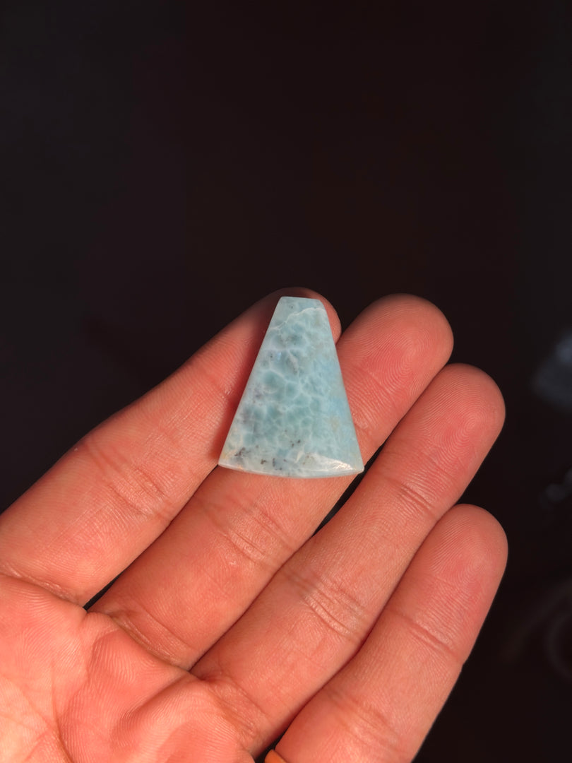 Premium Larimar Crystal 7.8g – Natural Blue Stone for Spiritual Healing & Serenity