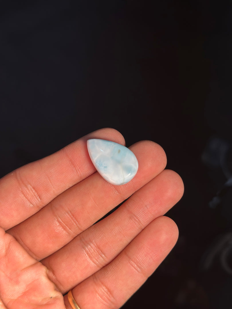 Larimar Gemstone 4.40g – Rare Ocean Blue Crystal for Relaxation & Energy Healing