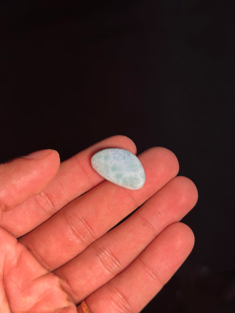Larimar Crystal 3.38g – Genuine Blue Pectolite Healing Stone for Peace & Balance