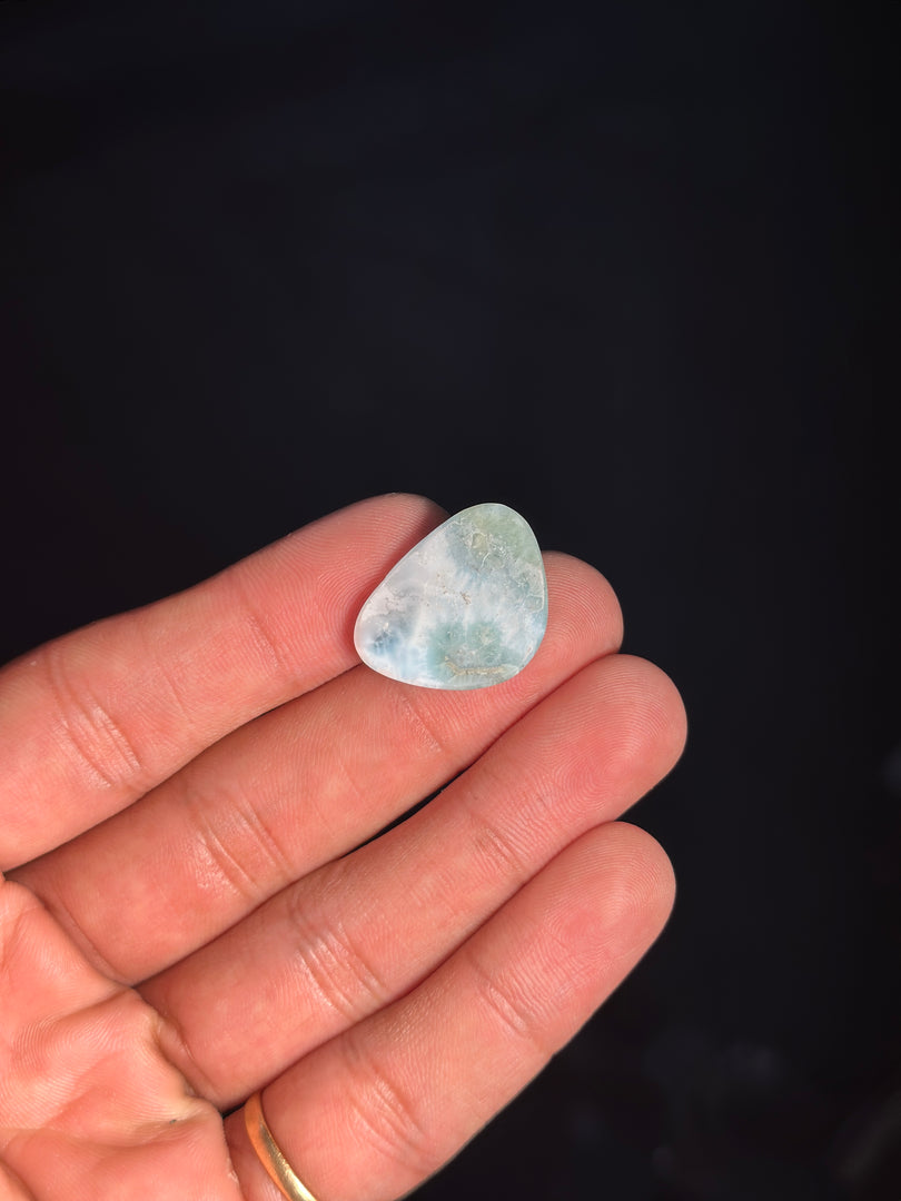 Larimar Gemstone 3.0g – Rare Ocean Blue Crystal for Relaxation & Energy Healing