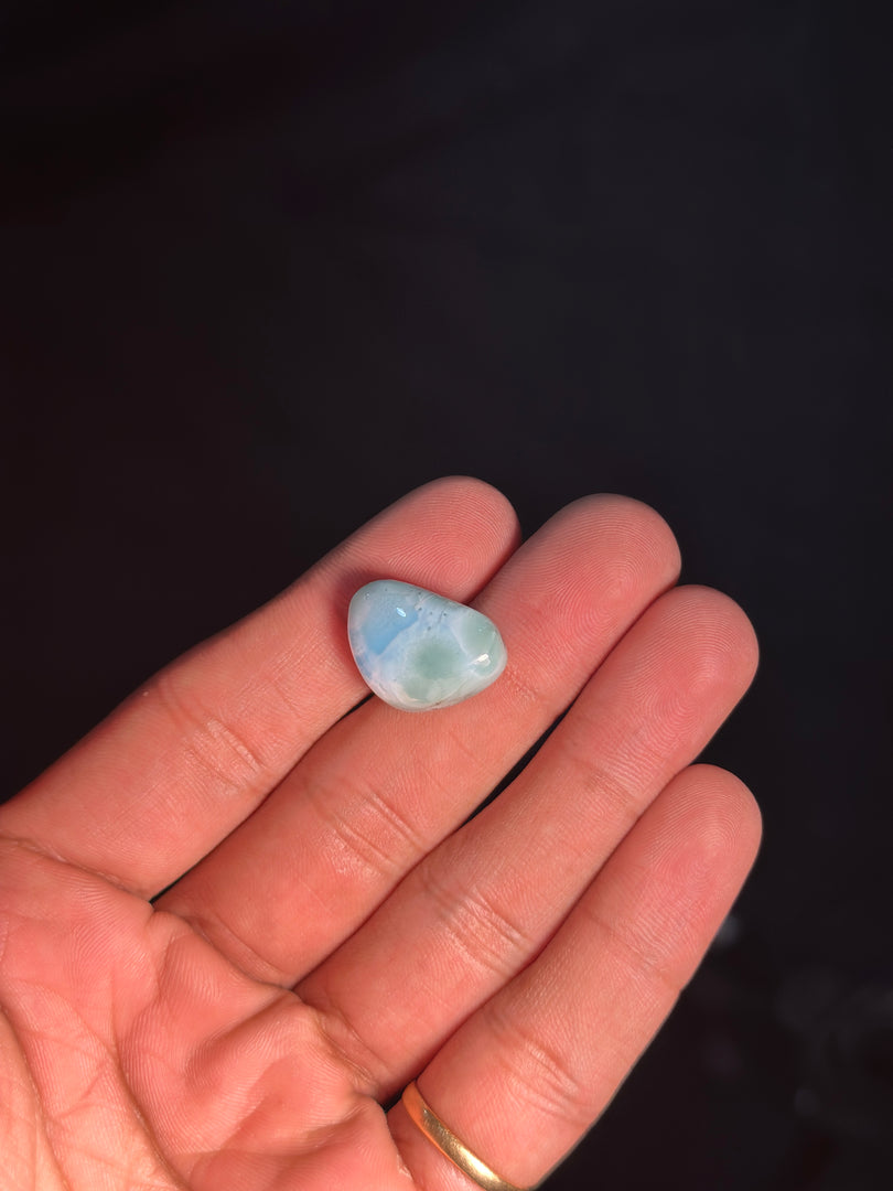 Raw Larimar Stone 3.85g – Caribbean Healing Crystal for Calmness & Emotional Balance